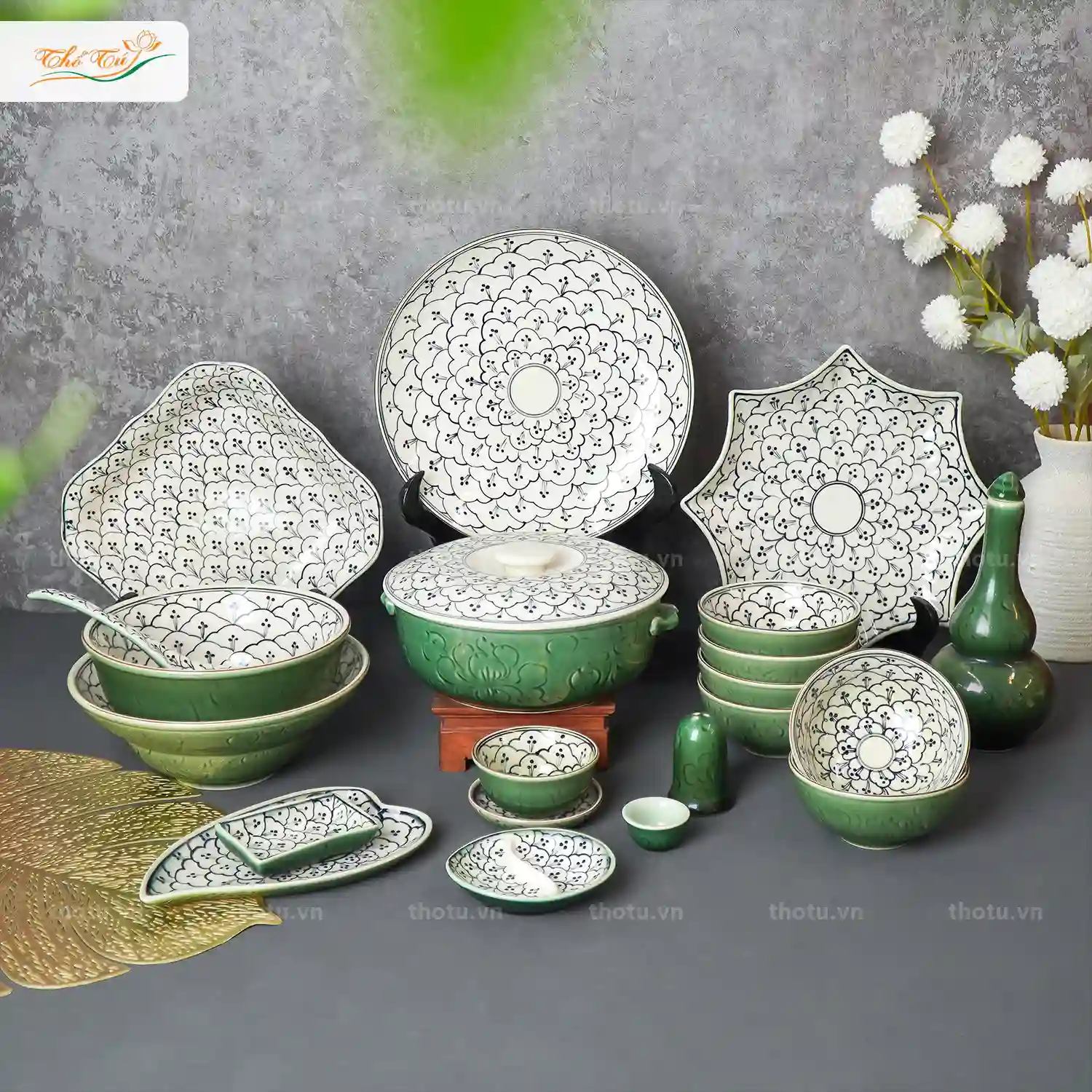 Bộ hoa bèo men xanh truyền thống