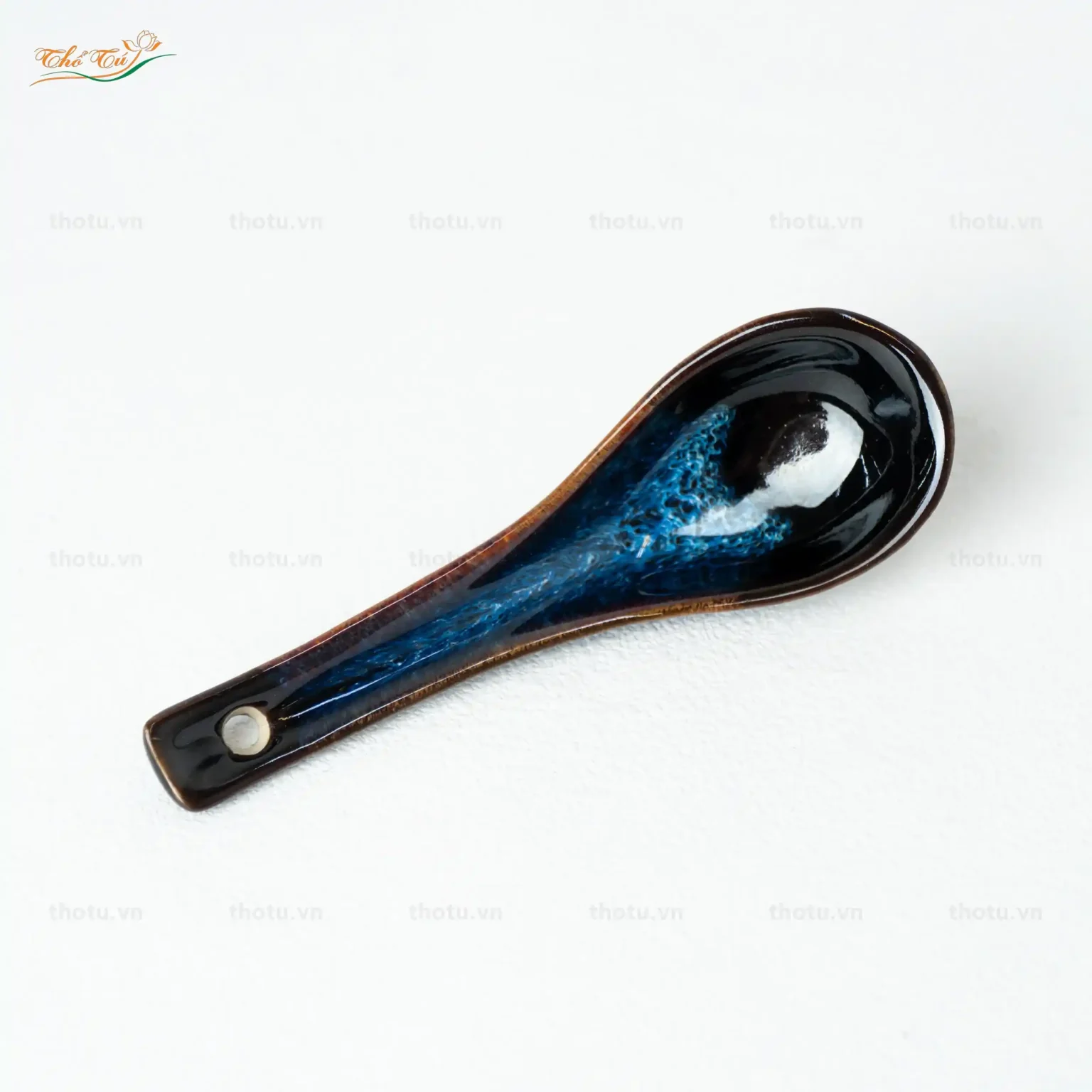 Thìa men hỏa biến xanh lam