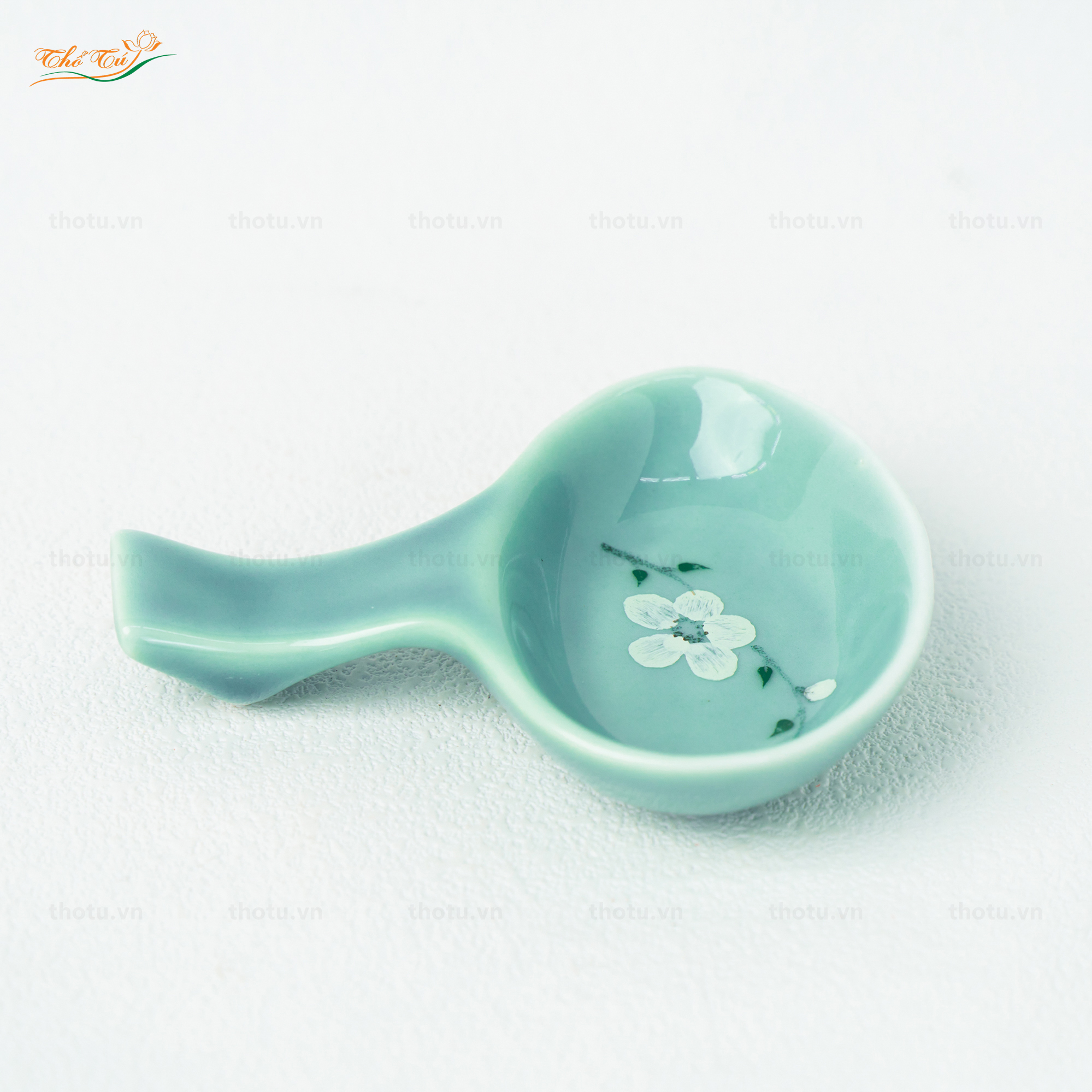 Gác Đũa Thìa Chung Men Lam Đào Trắng Gác Đũa Thìa Chung Men Lam Đào Trắng
