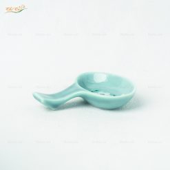 Gác Đũa Thìa Chung Men Lam Đào Trắng