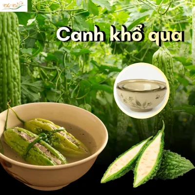 Bát canh măng hoặc canh khổ qua thường được đặt ở trung tâm